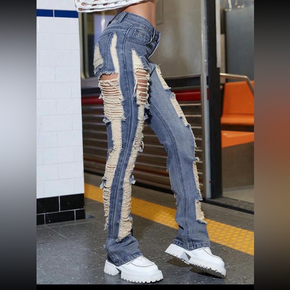 Ripped Y2K jeans, size medium color washed out blue brand Shein